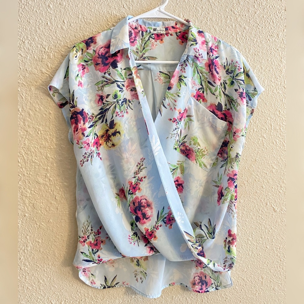 Medium Floral Blouse Kut From The Cloth